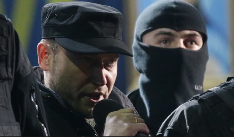 D. Jarošas nebevadovaus „Dešiniajam sektoriui“