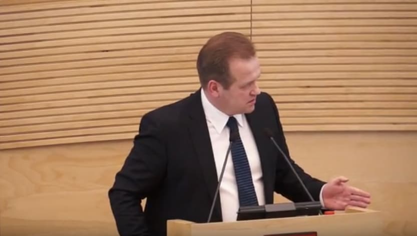Socialdemokratas A. Skardžius bandys teisme paneigti savo sąsajas su Maskvos mafija. Nuotr. E.eu