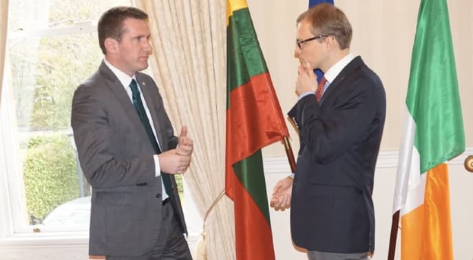 M. Bekešius Airijoje pristatė Lietuvos pasiryžimą prisidėti prie migrantų krizės sprendimo Europoje
