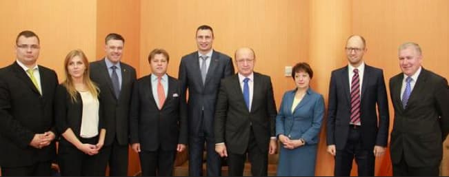 M. Saakašvilis: be premjero A. Jeceniuko pagalbos korupcinės schemos būtų neįmanomos