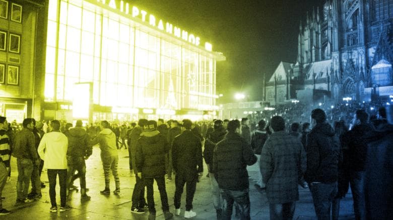 Pabėgėliai į Europą atvežė „taharrush gamea“ – masinį seksualinį priekabiavimą