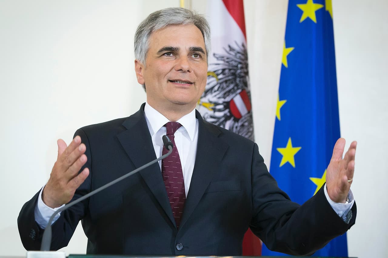 Austrija suspendavo Šengeno sutartį ir įvedė pasienio kontrolę