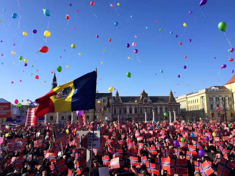 Rumunijoje populistiniame proteste prieš „Barnevernet“ dalyvavo daugiau kaip 10 000 žmonių