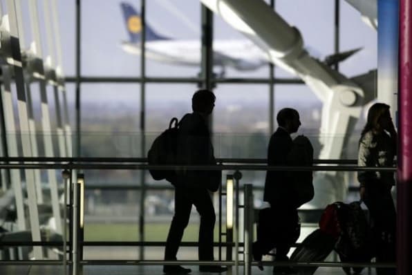 Laimėjus rinkimus konservatoriams, migracija pradėtų mažėti, vis daugiau lietuvių grįžtų į Lietuvą