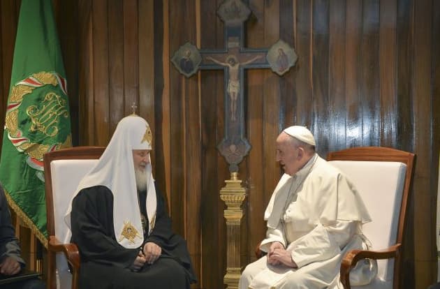 Popiežius Pranciškus ir Rusijos patriarchas Kirilas pasirašė bendrą deklaraciją