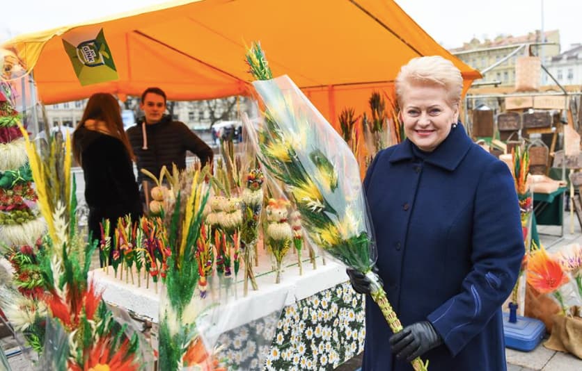 Prezidentė paskelbė nuotrauką su įsigyta verba