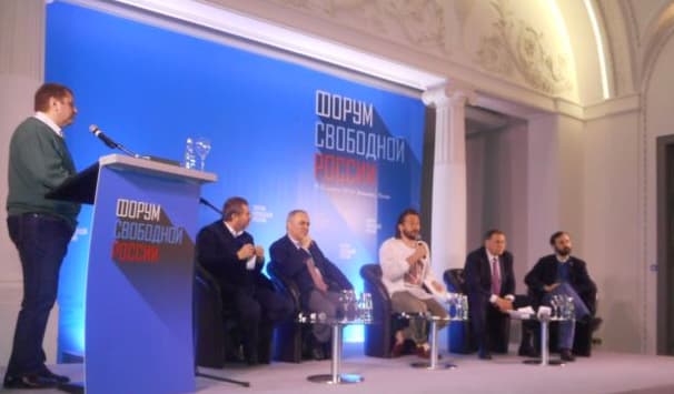 „Laisvosios Rusijos Forumas“ – kaip sugriauti Rusiją pagal Vašingtono scenarijų?