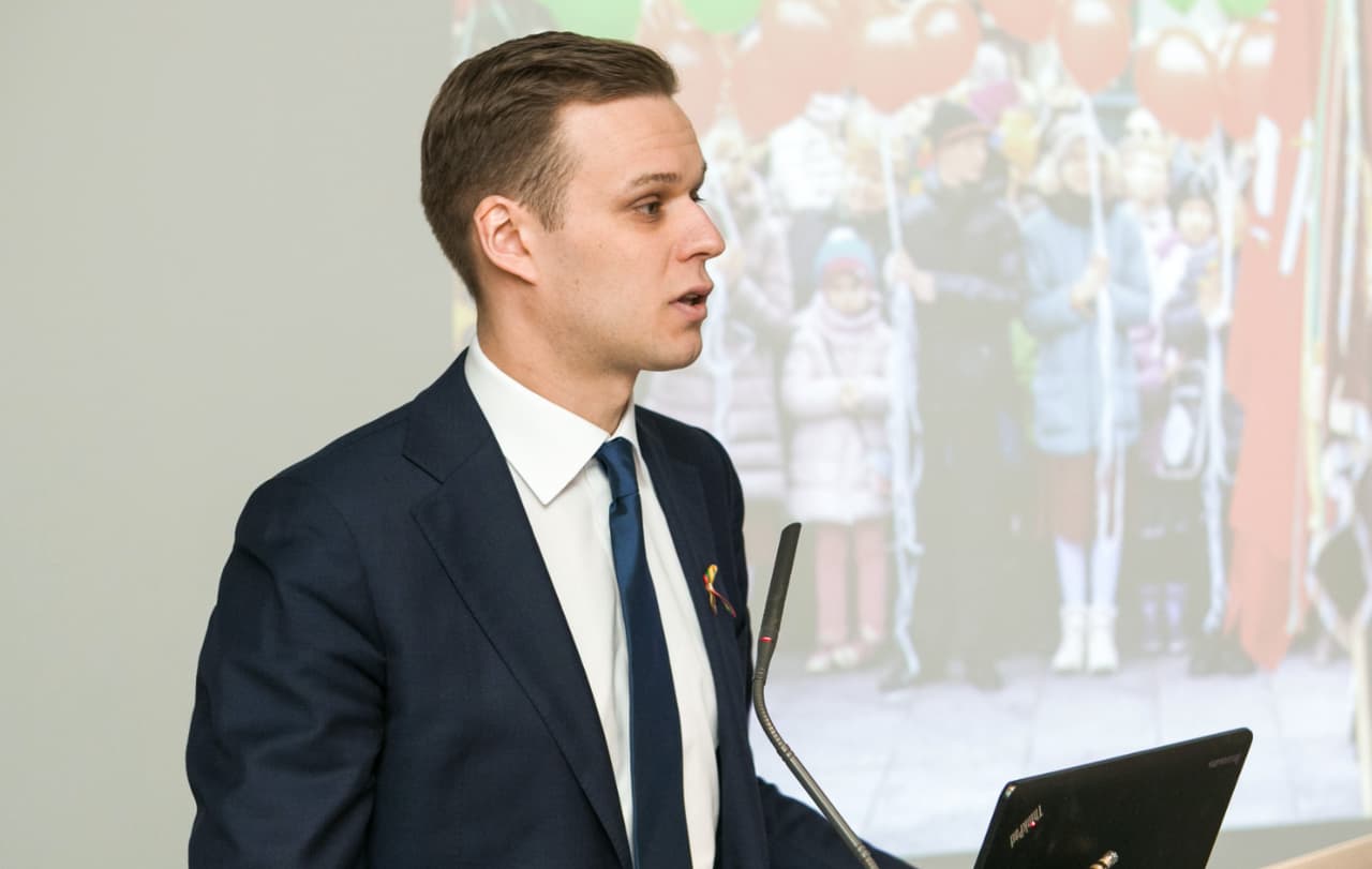 Parodykime principingos laikysenos pavyzdį ir būkime pirmoji valstybė, turinti „Savčenko sąrašą”