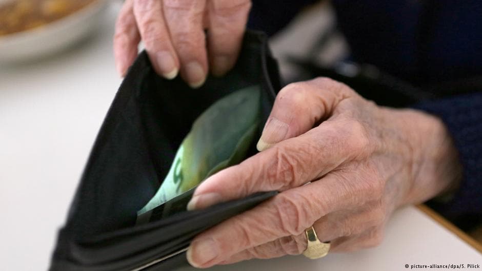 Vokietijoje užfiksuotas didžiausias per 23 metus senatvės pensijų didinimas
