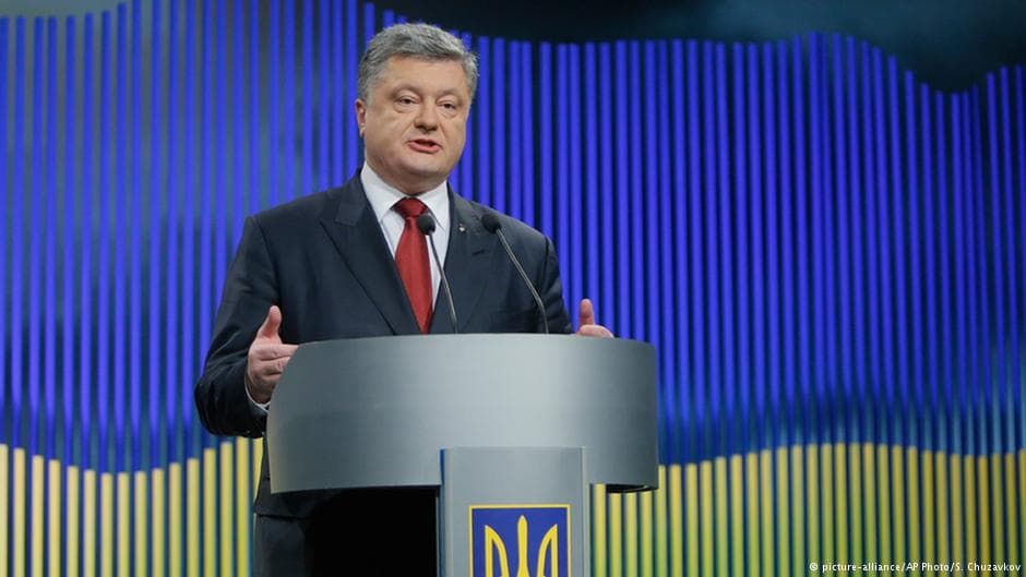 P. Porošenka: Donbase žuvo daugiau nei 10 tūkst. žmonių