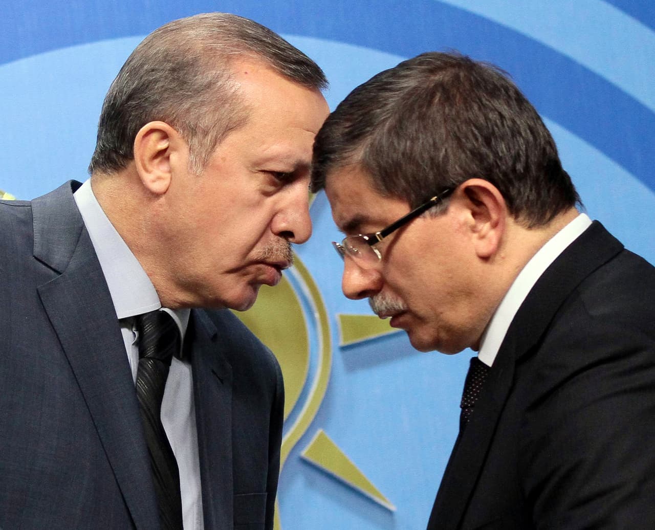 Atsistatydino Turkijos premjeras, jį pakeis prezidento žentas