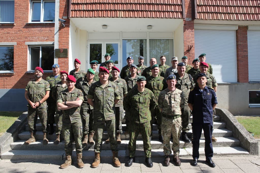 NATO pajėgų integravimo vieneto Lietuvoje nuotraukos.