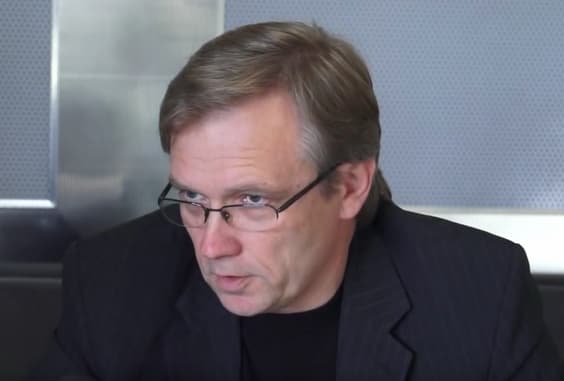Ar teisėjai skaito teismo sprendimus, kuriuos pasirašo?