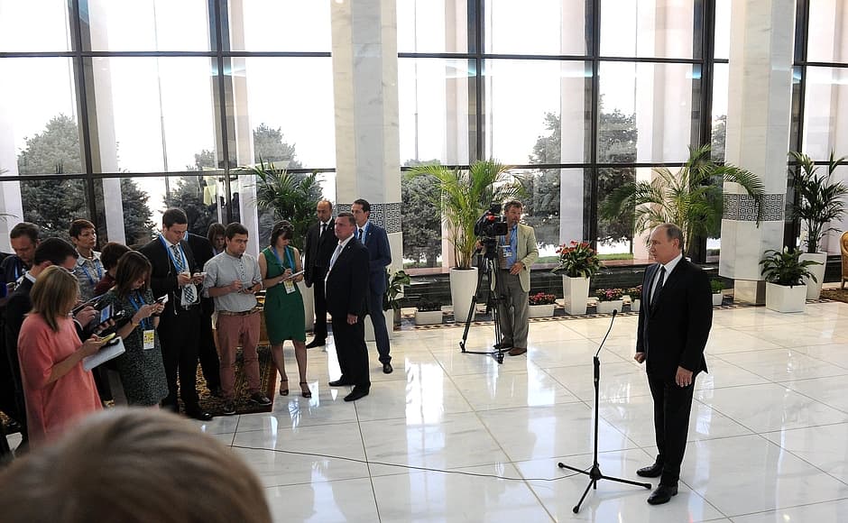 V. Putinas: „Jokios globalinės katastrofos nebus“