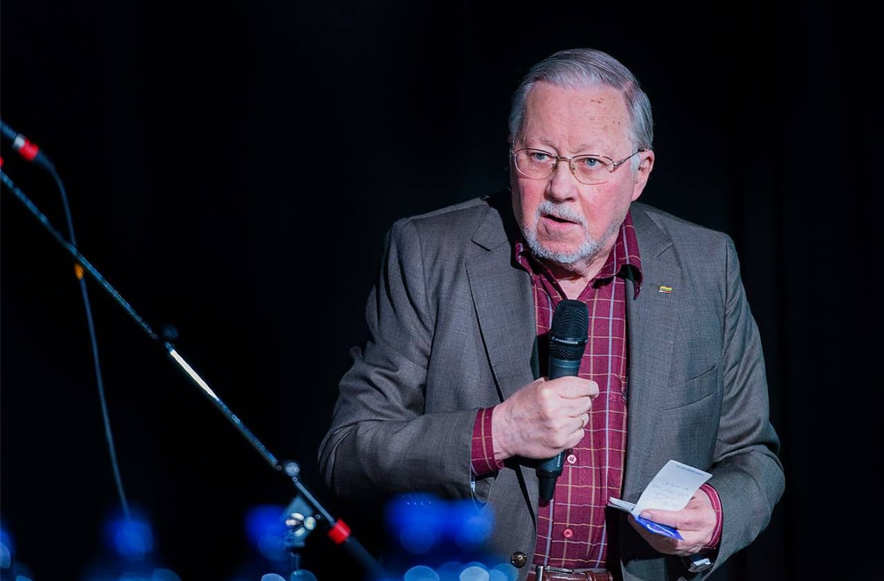 Lietuvos Aukščiausiojo Sovieto – Atkuriamojo Seimo pirmininkas, konservatorius V. Landsbergis. Nuotr. facebook.com