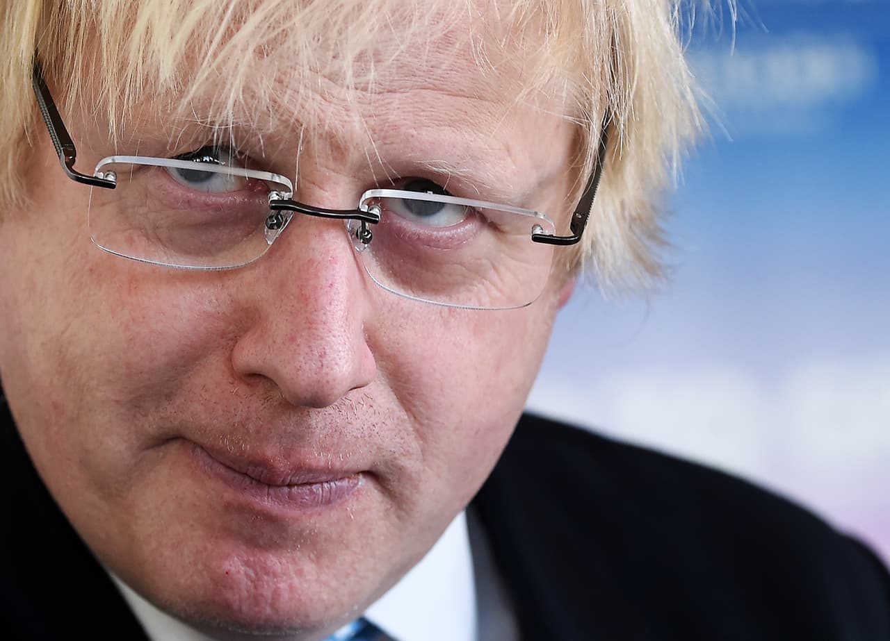 Vos tapęs Jungtinės Karalystės užsienio politikos formuotoju, Borisas Džonsonas pagyrė Rusiją dėl jos veiksmų Sirijoje.