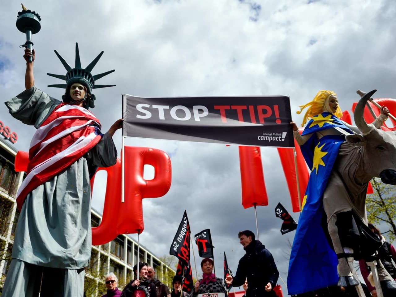 Vokietijos vicekancleris: derybose dėl TTIP sutarties JAV pralaimi