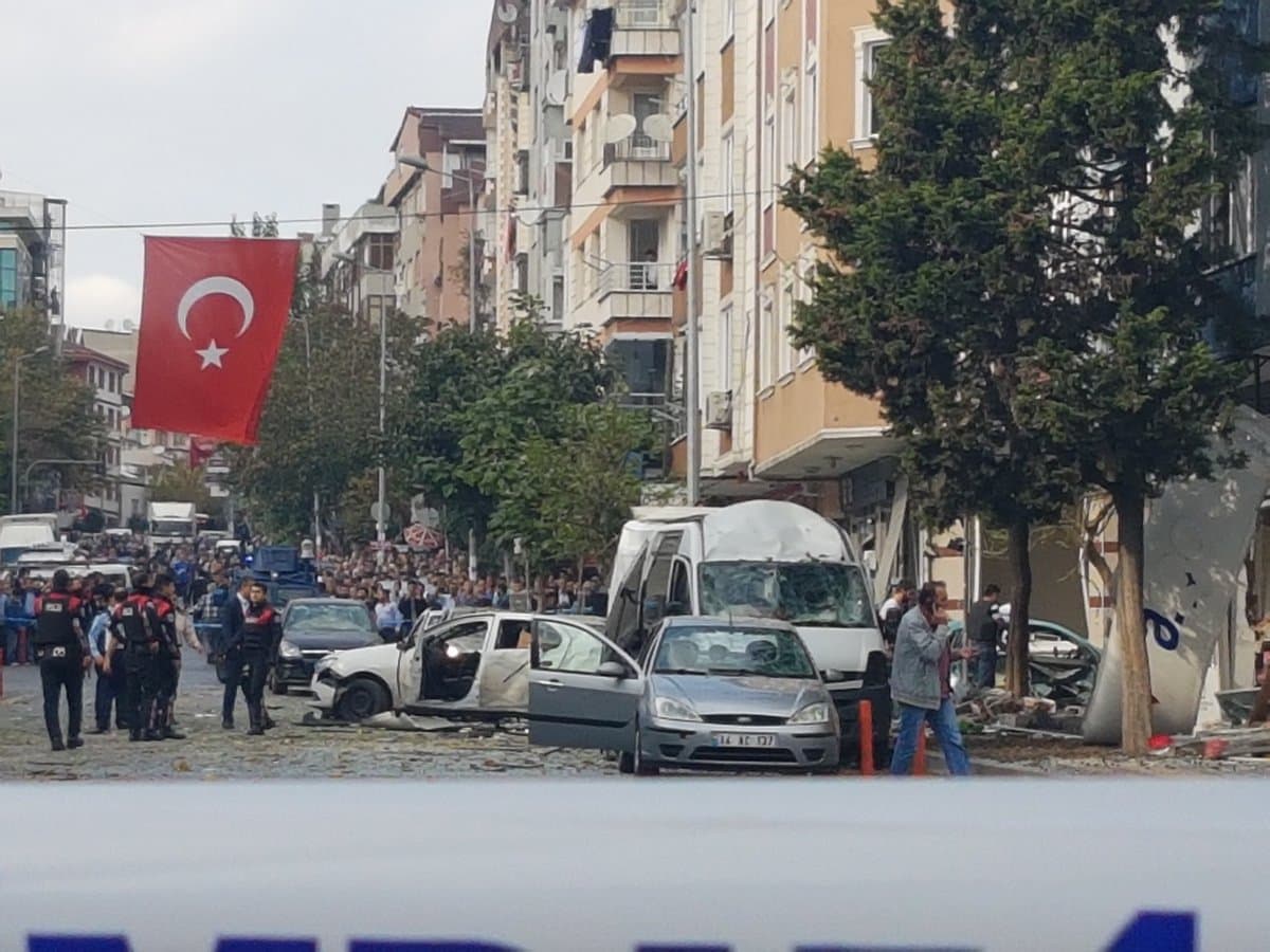 Stambule – teroro aktas: sprogimas prie policijos nuovados