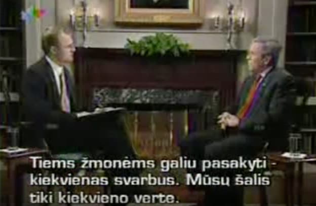 Dž. Bušas: NATO plėtra padės Rusijos saugumui (istorinis interviu)
