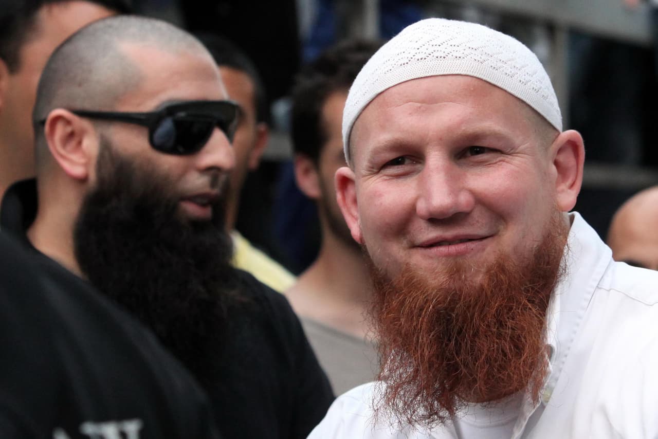Salafistai yra Saudo Arabijoje sukurtos džihadistinės salafizmo doktrinos šalininkai, kurie visomis priemonėmis siekia sužlugdyti Vakarus.