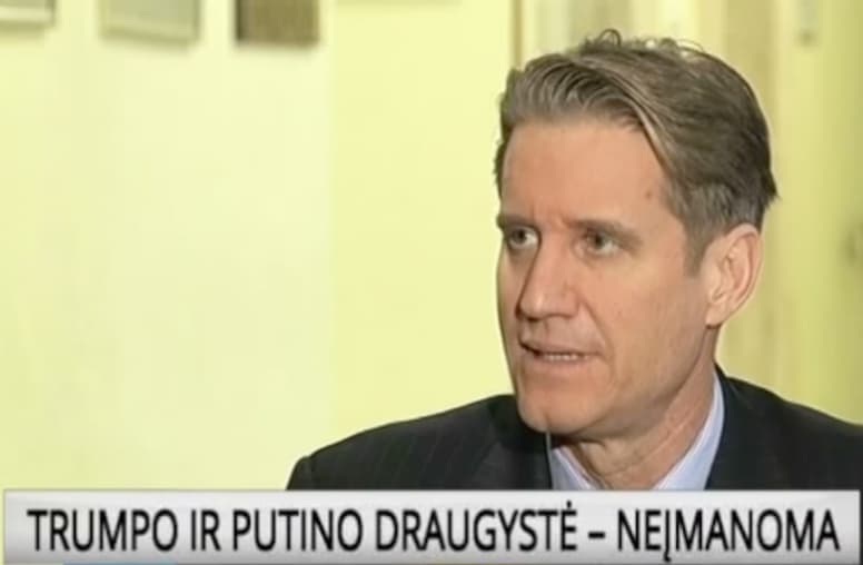 Kvailas D. Trampas mėgsta imti paskolas, kad gyventų plačiai