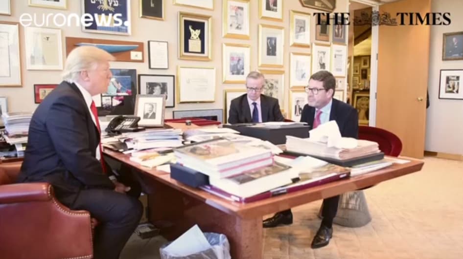 D. Trampas pasikalbėjo su „The Times“ ir „Bild“ žurnalistais