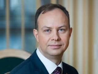 Valstybė bus valdoma „griaučių spintose ieškotojų“ rankomis?
