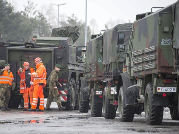 NATO nenori skubėti priimti Ukrainos.