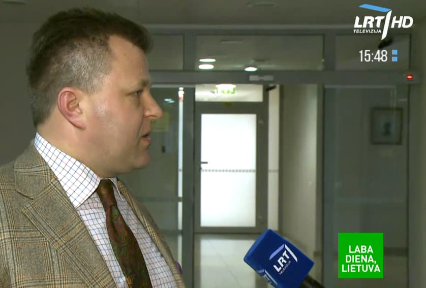 M. Adomėnas prie vyno taurės su R. Kurlianskiu aptardavo politinę padėtį