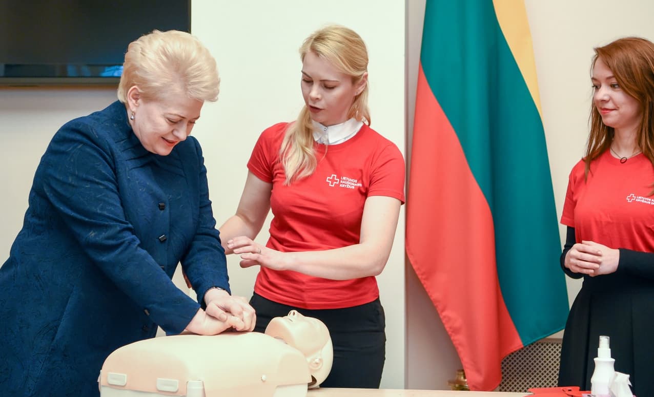 Prezidentė D. Grybauskaitė: laiku suteikta pirmoji pagalba gali išgelbėti gyvybes
