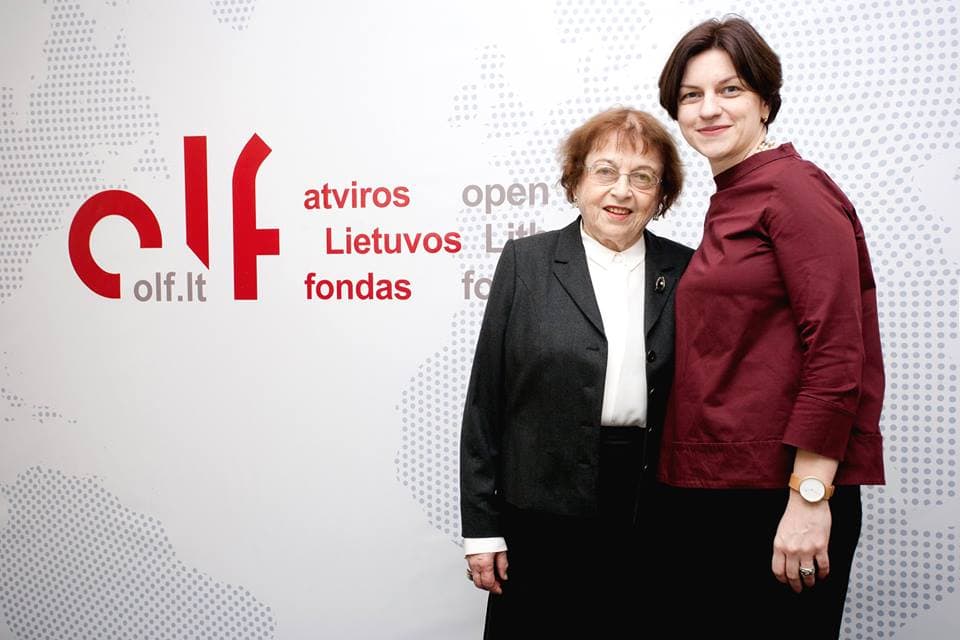 Atsinaujinusio ALF atidarymo šventės akimirkos — Irena Veisaitė ir Milda Ališauskienė. ALF nuotr.