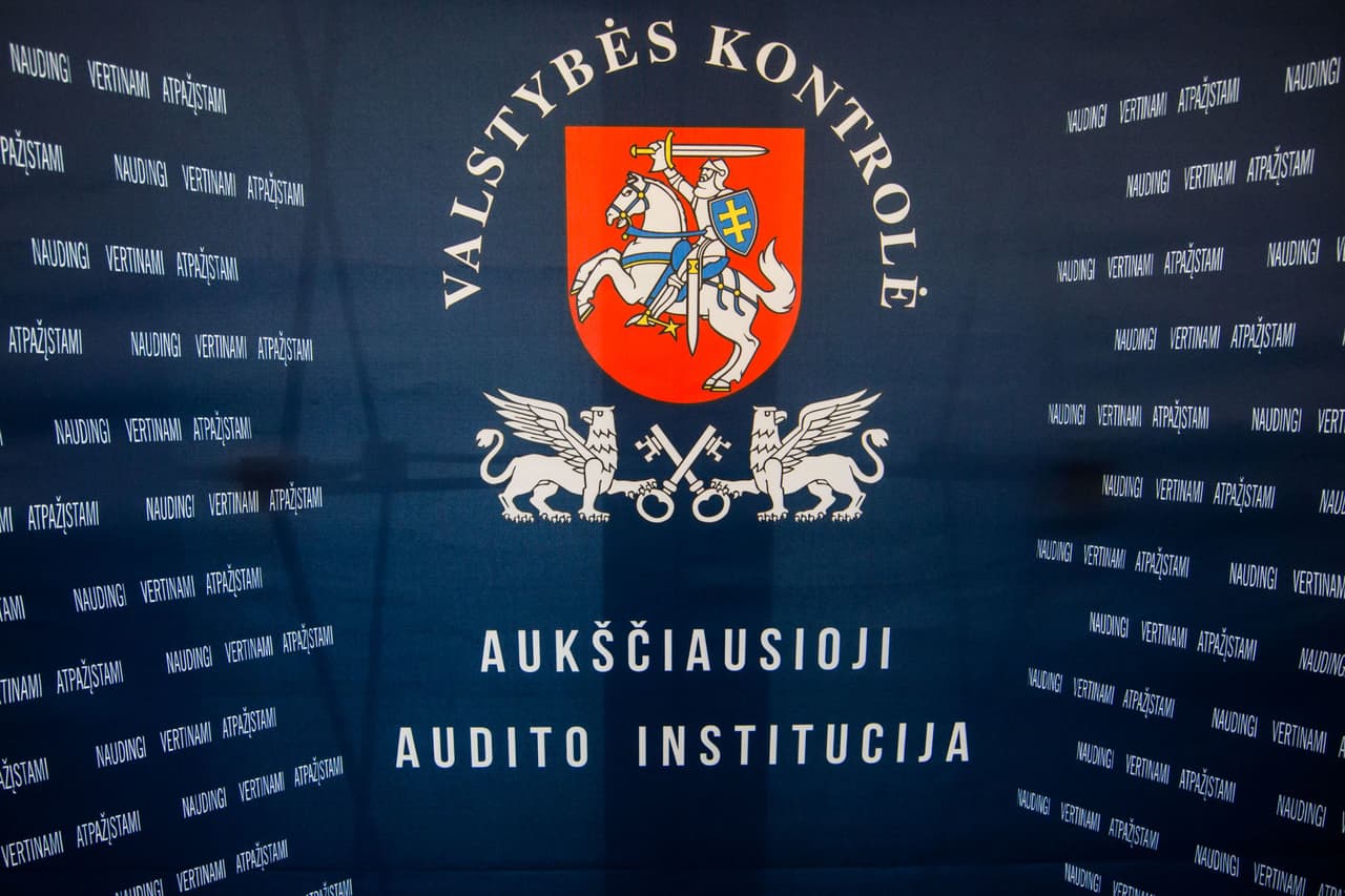 Valstybės kontrolė pateikė Seimui 2016 metų veiklos ataskaitą