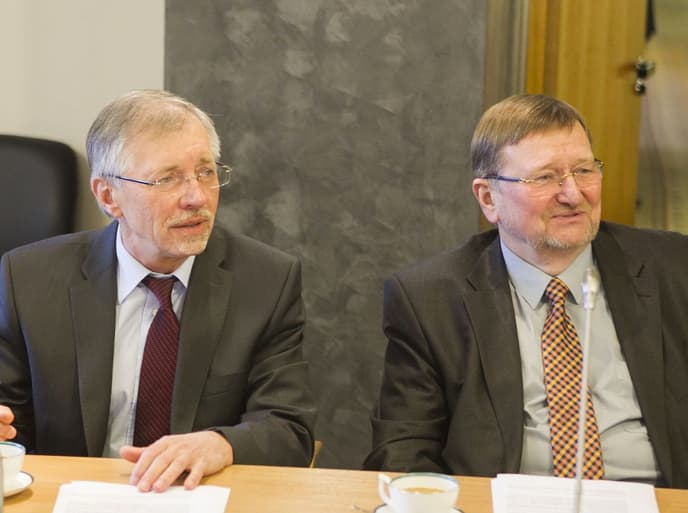 G. Kirkilas ir J. Bernatonis.