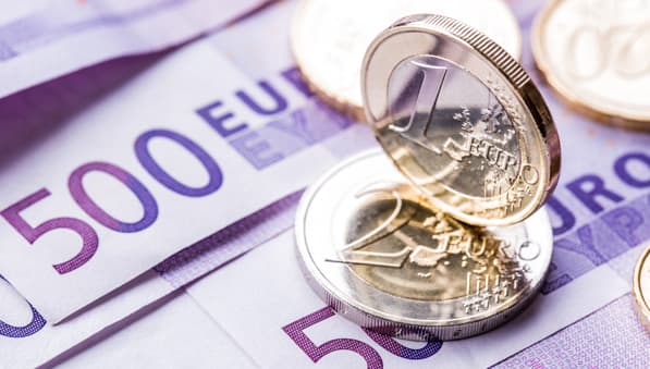 Pastaruoju metu atlyginimų augimas šalyje vis spartesnis