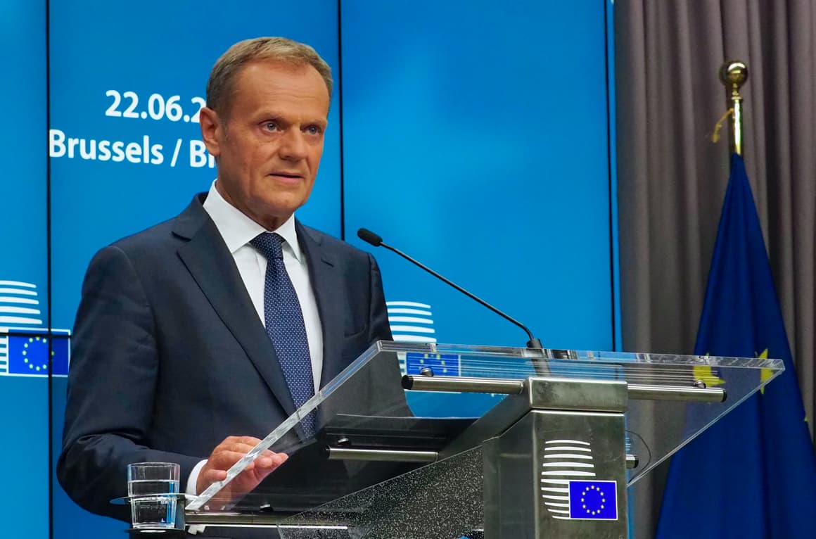 ES bausmę Rusijai pratęsė dar šešiems mėnesiams, nes neslopsta jos grėsmė