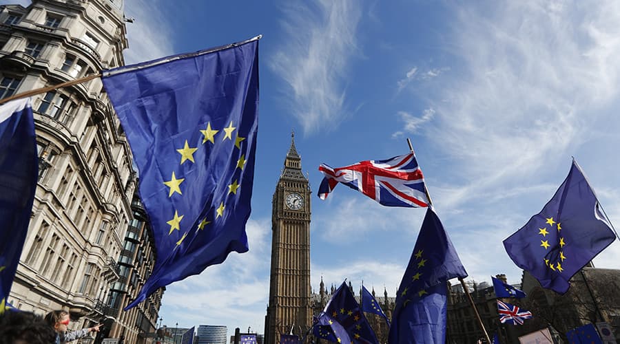 Briuselio apetitas išaugo: britams, norint išeiti iš ES, teks mokėti milijardus eurų