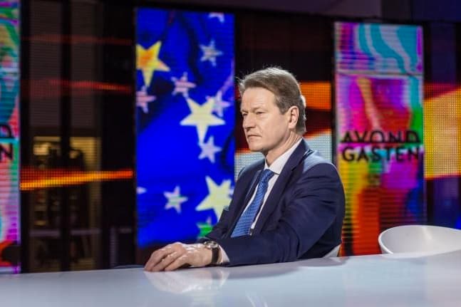 R. Paksas: nesu įsitikinęs, jog taip neracionaliai Lietuvos politinis isteblišmentas elgiasi vien tik iš kvailumo ar nepatyrimo