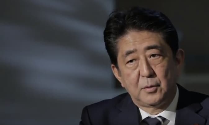Japonijos premjeras sutiko duoti interviu propagandinei Rusijos televizijai