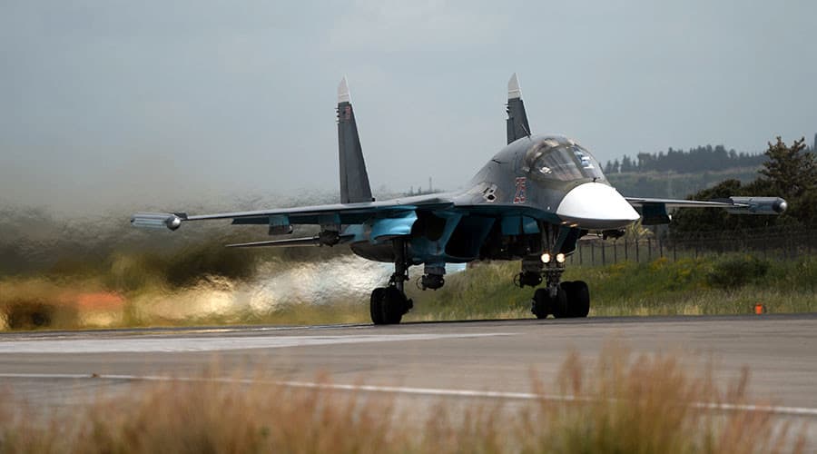Rusija subombardavo bunkerį, kuriame slėpėsi ISIS vadovai