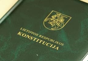 Kreipimasis į prezidentę ir Seimo pirmininką dėl įstatymų, kurie pažeidžia LR Konstituciją