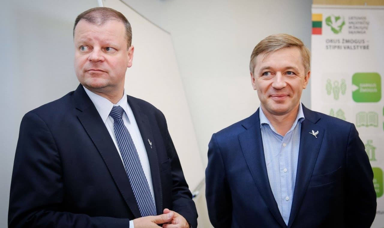 Žaliųjų valstiečių lyderiai S. Skvernelis ir R. Karbauskis. Nuotr. facebook.com