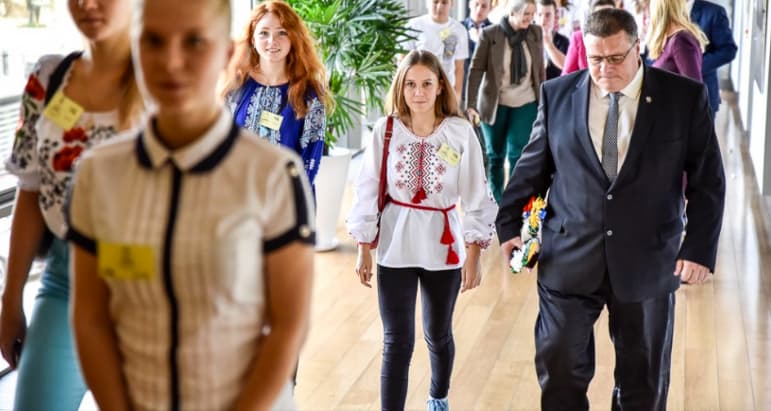 L. Linkevičius susitiko su moksleiviais iš Luhansko srities