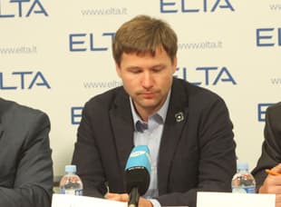 A. Navickas.