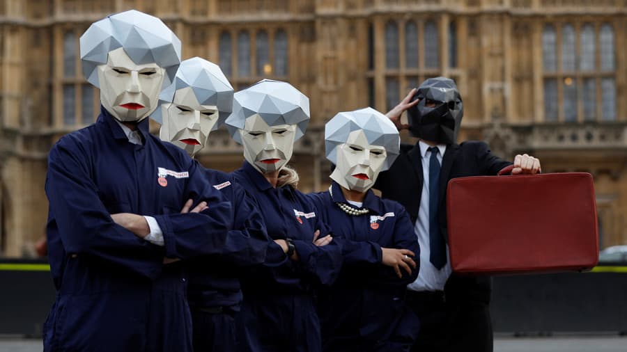 Protesto prieš britų premjerę Teresą Mei (Theresa May) akimirka.