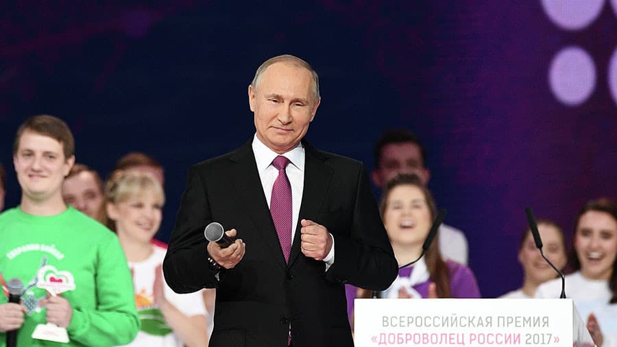 V. Putinas paskelbė kitąmet dalyvausiąs Rusijos prezidento rinkimuose