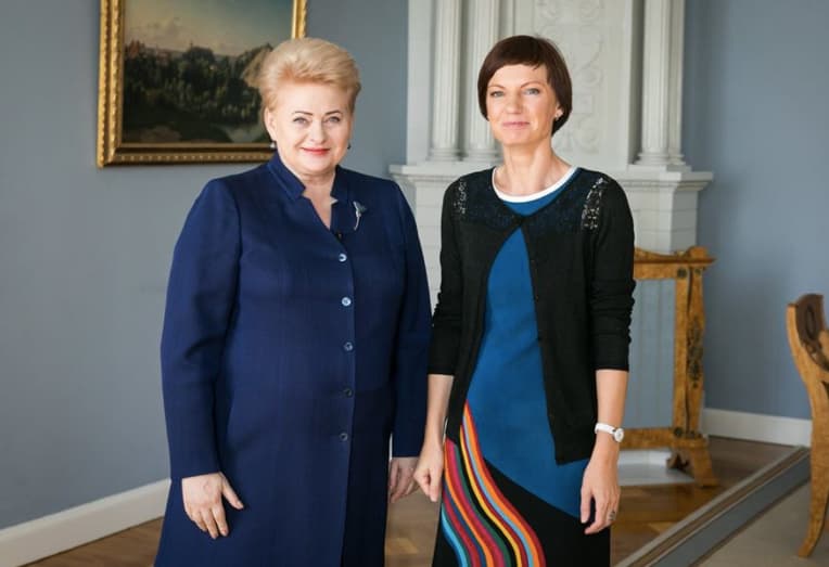 M. Garbačiauskaitė-Budrienė (dešinėje). Nuotr. facebook.com