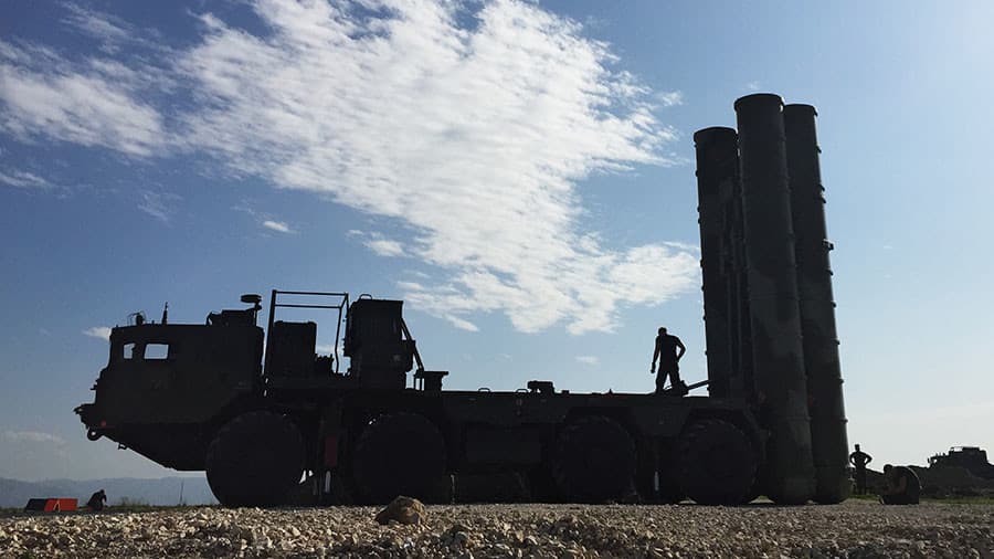 Rusija: bet kokios JAV raketos, paleistos į Siriją, bus numuštos