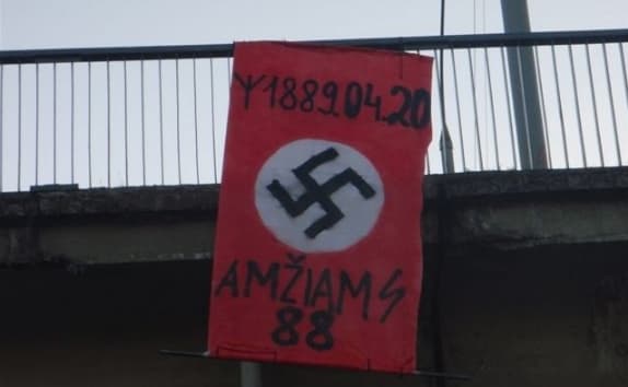 Balandžio 20 d. Vilniuje paminėta Adolfo Hitlerio gimimo diena
