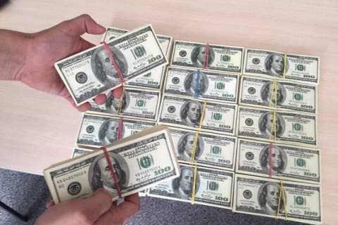 Ukrainoje sulaikytas SBU pareigūnas, ėmęs pinigus iš nelegalų