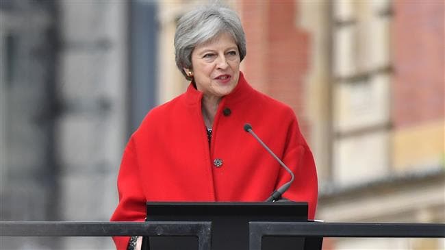 Britų spauda negaili skaudžios kritikos premjerei Teresai Mei (Theresa May), kuri, pasak žiniasklaidos, kalta dėl to, kad Jungtinėje Karalystėje gerokai sumažėjo spaudos laisvės.